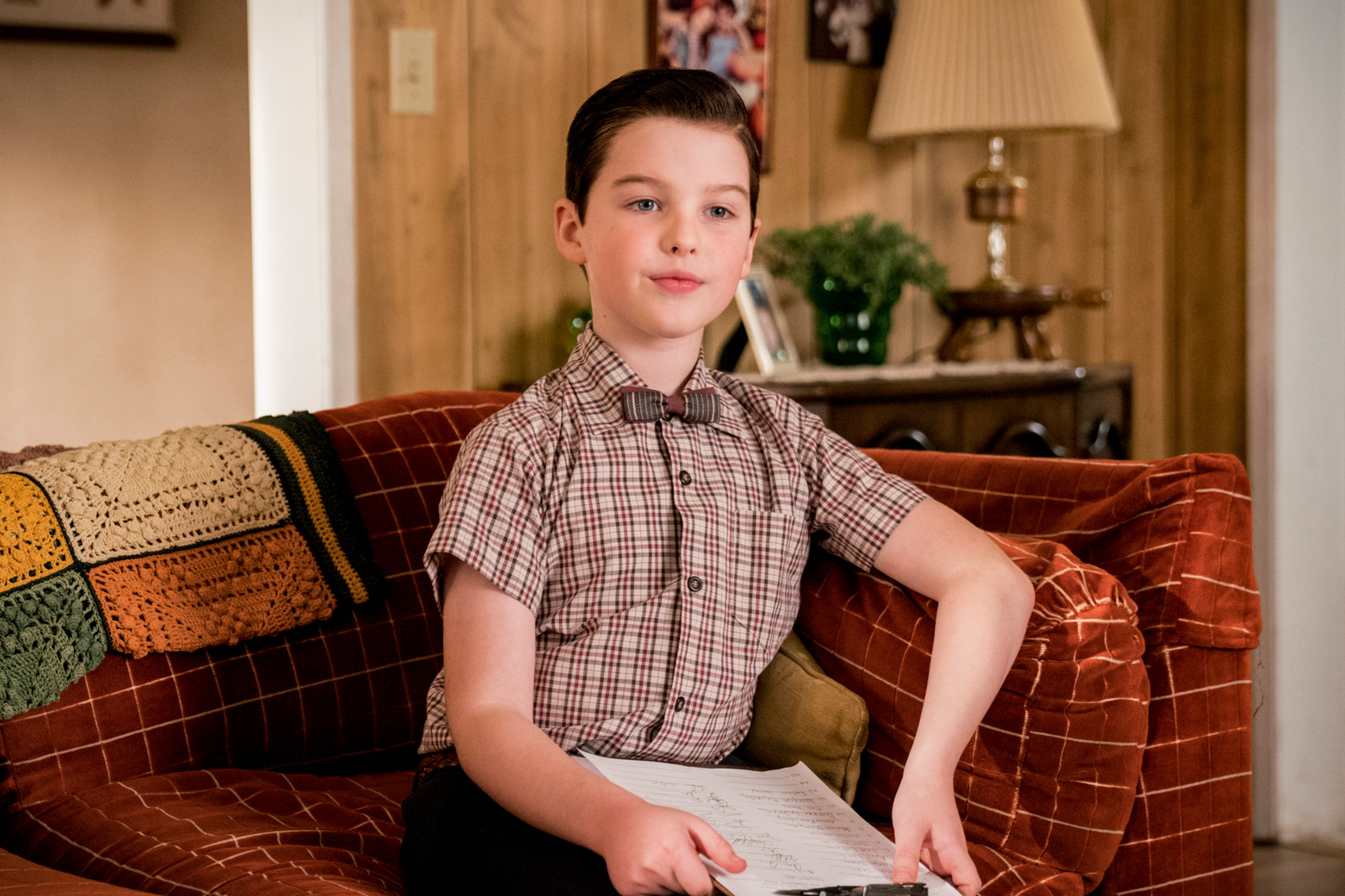 Young sheldon. Шелдон Купер детство. Юный Шелдон сериал. Иэн Армитедж. Иэн Армитидж детство Шелдона.